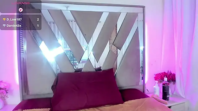 casey_lorens - Casey_lorens's free webcam - UK Sex Cams