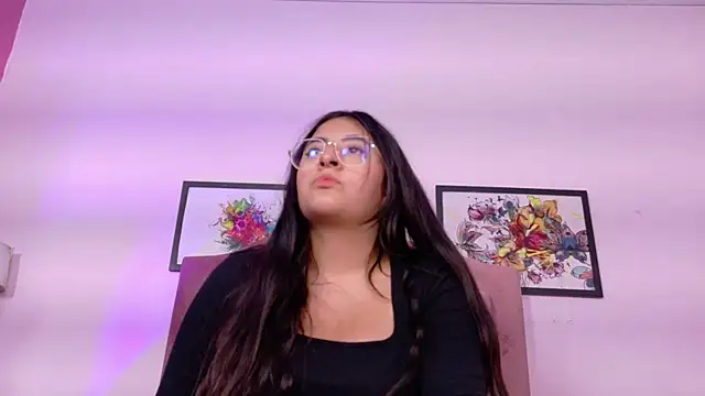 Maggiee_1 webcam