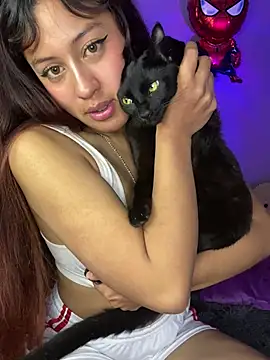 Leyla_collinss_ webcam