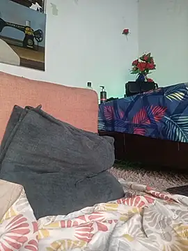lovely_kitt live webcam show