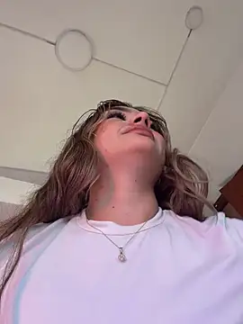 Arianavillada live webcam show