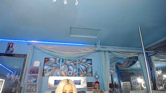 ADRIANNA_FOX webcam