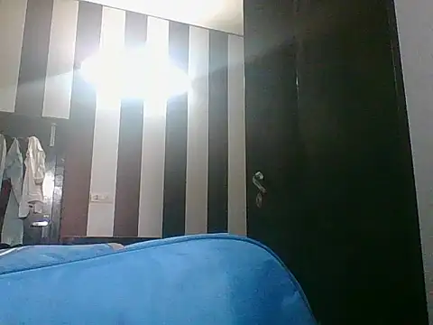 adarsh_music live cam on StripChat