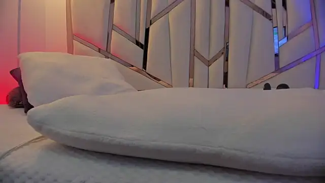 hot_booty_ live webcam show