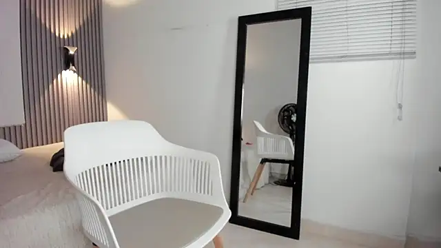 zafiiraa (F young) - time twerk naked