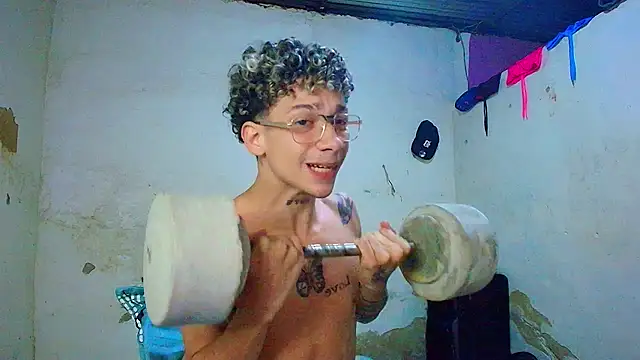 mateodeamjo live cam on StripChat