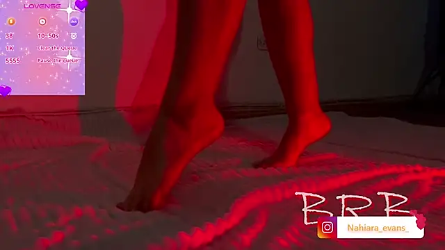 NahiaraEvans_ webcam