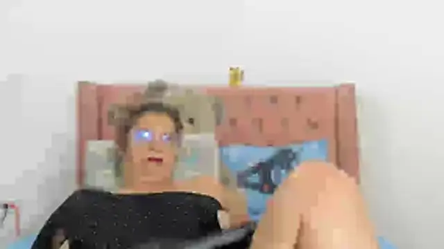 victoriaborunys webcam