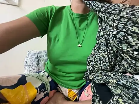 Noor_Sexy02 live cam on StripChat