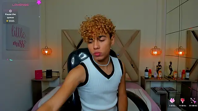 Anyelo_Twink