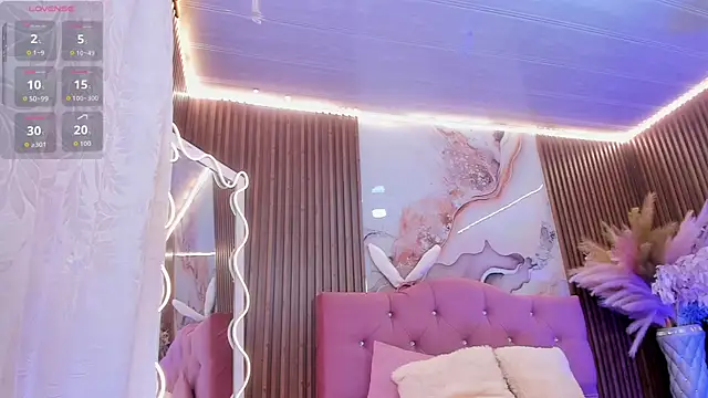 kiara_tay - Kiara_tay's free webcam - UK Sex Cams