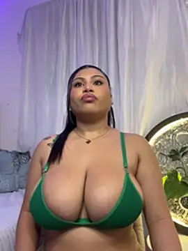 helleamazing (F young) - domi toy control x5 minutes