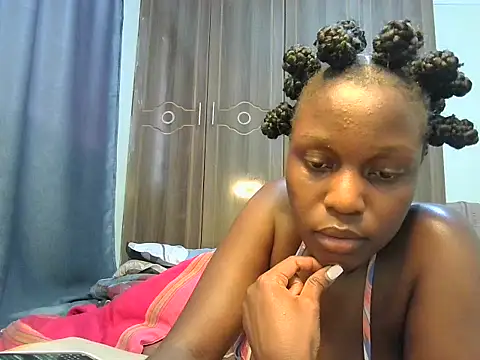 miss_curvy0
