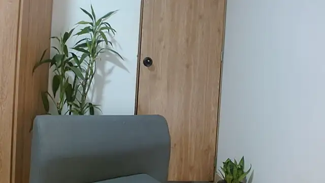 naiaratobon__ webcam