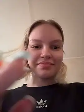 AshleyMur webcam