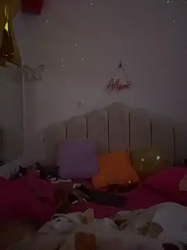 alisonhoot69 (F young) - naked + show pussy
