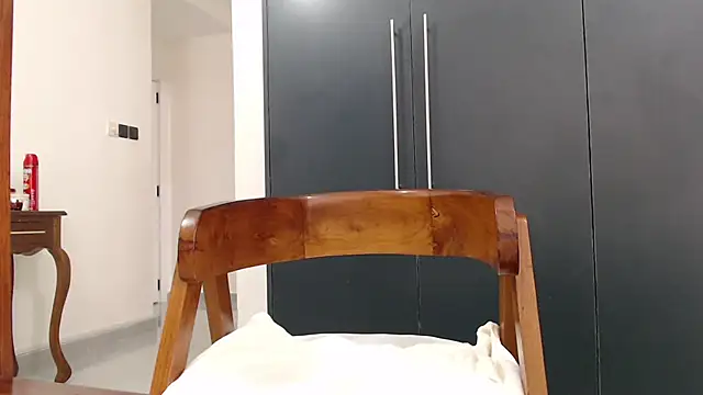 katt008 (F milf) - cum show