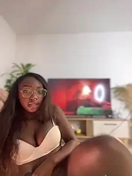 alissradiante1 live cam