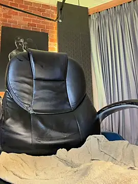 GrayAndrews live cam