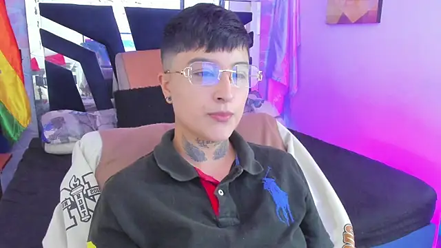abby_thompson____ webcam