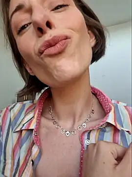 Miss_North live cam on StripChat