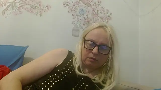 martachatte live cam on StripChat