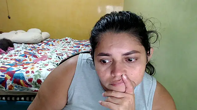 yulieth_bbw webcam