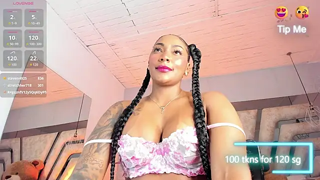 AngelineHeet webcam