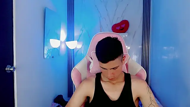 Ascii_one live cam on StripChat