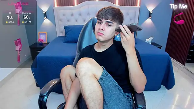 Tommy18__ live cam
