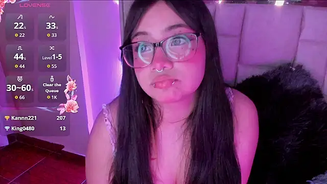 Amara_Kazumii webcam