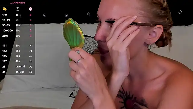 LianaFord webcam