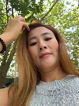 okgirl_23's live cam