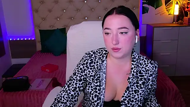 AVA_MAXIMUS webcam