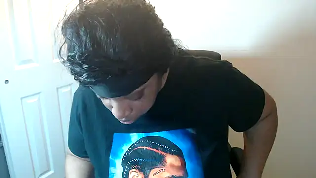 Sexymona1218 webcam