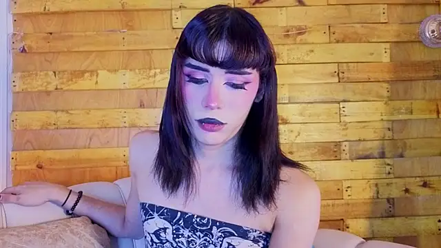 pixy_20 (T young) - dildo in public