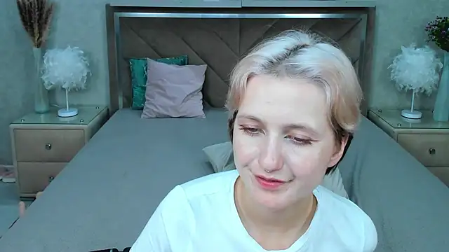 MiaKarlos live cam