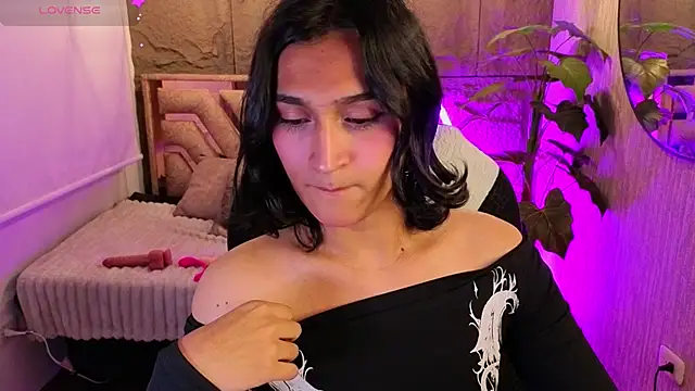 Zoee_Kiss_ live cam