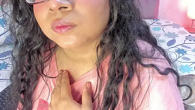 Latinabombsheell webcam