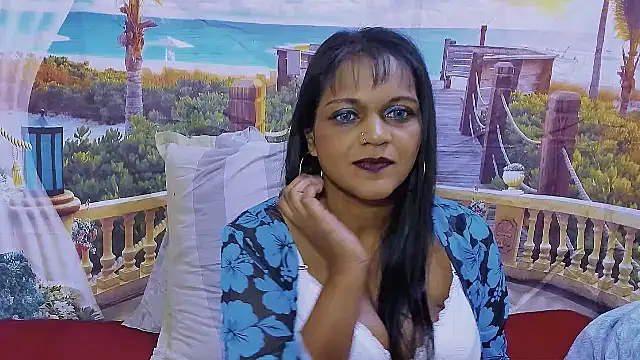 indianswtbella webcam