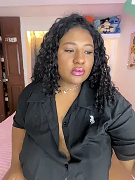 dana_falcoo25 webcam