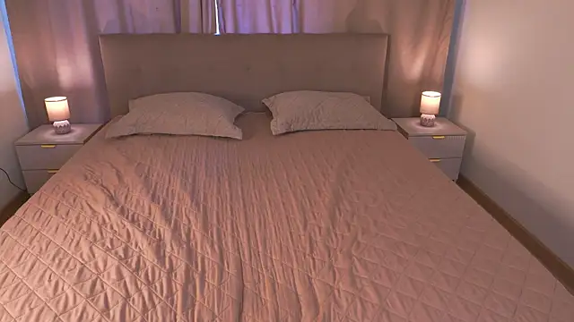 SusanaHallet live cam