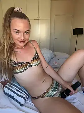 ElenaRebelle webcam