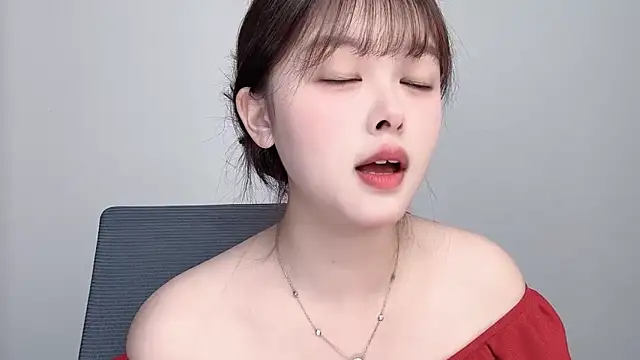 Winnie005 live sex cam