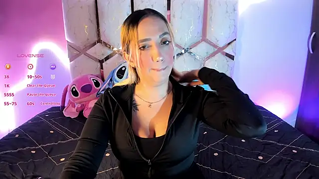 Amanda_klaire live cam
