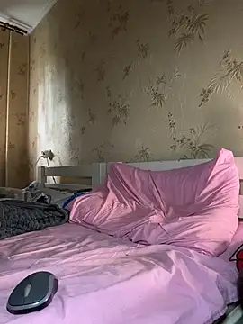 Naughtbaby_2025 webcam
