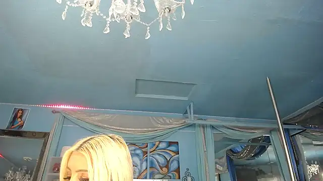 ADRIANNA_FOX webcam