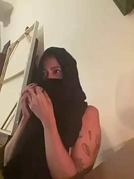 Gipoltergeist Live Webcam on Stripchat