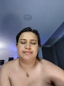 Laureen_se live cam on StripChat