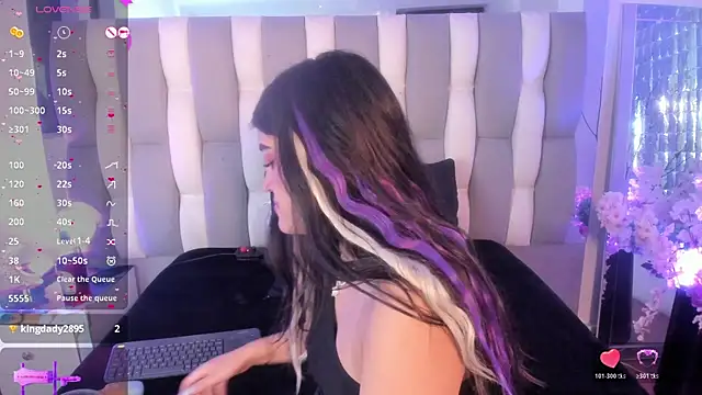 IsaDiiaz live webcam show